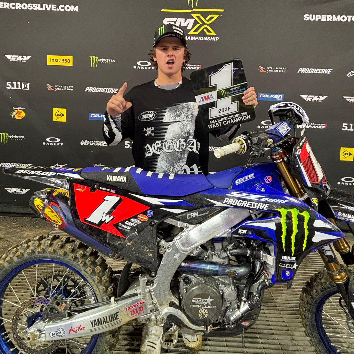 WEST COAST CHAMP TEE