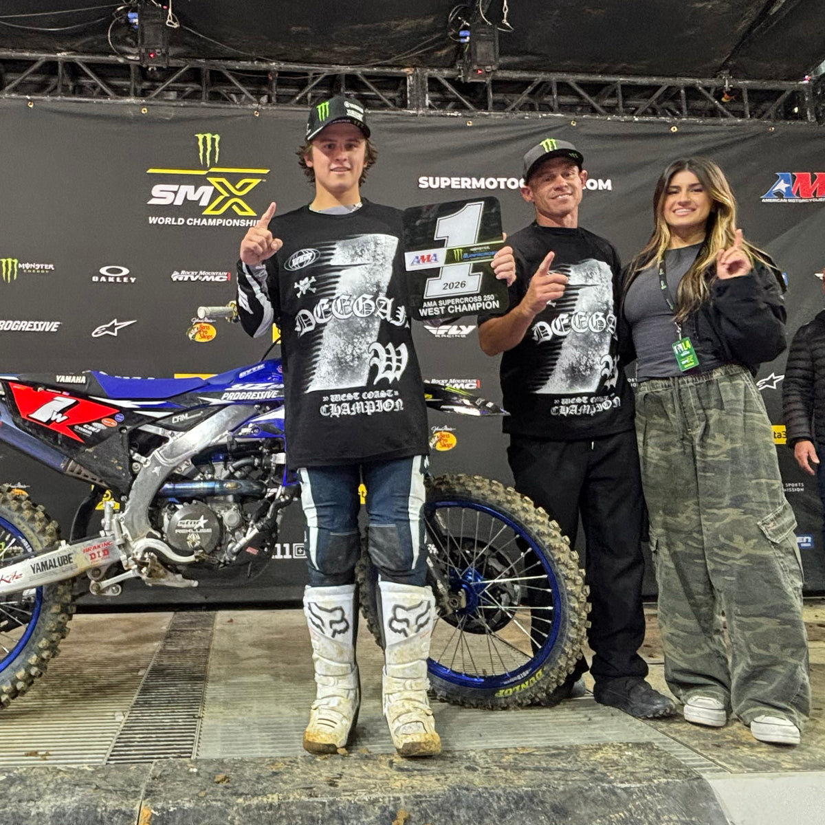 WEST COAST CHAMP YOUTH TEE